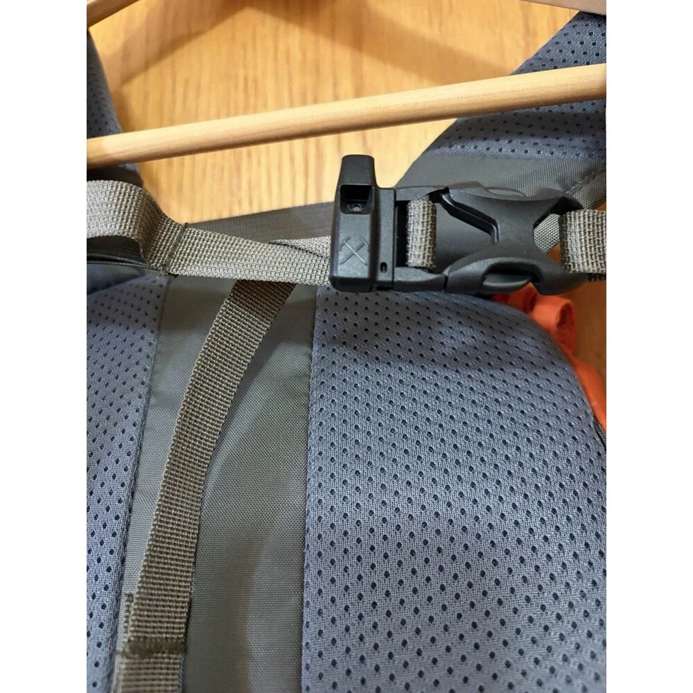 REI Co-Op Flash 22 Lightweight Backpack Day Pack Hiking Orange